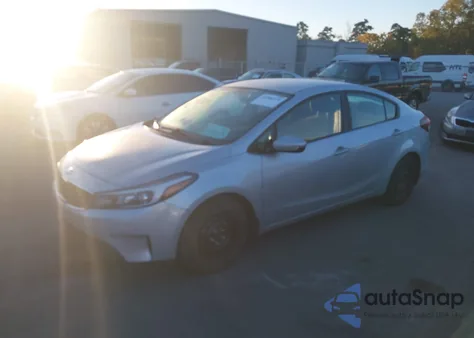 2018 Kia Forte Lx из США, поврежденный, VIN 3KPFL4A73JE254119